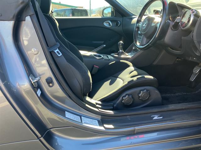 フェアレディZ バージョンS ETC バックカメラ ナビ MT HID スマートキー アルミホイール 盗難防止システム 衝突安全ボディ ABS ESC CD エアコン パワーステアリング パワーウィンドウ(13枚目)