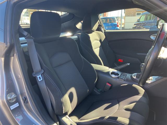 フェアレディZ バージョンS ETC バックカメラ ナビ MT HID スマートキー アルミホイール 盗難防止システム 衝突安全ボディ ABS ESC CD エアコン パワーステアリング パワーウィンドウ(14枚目)