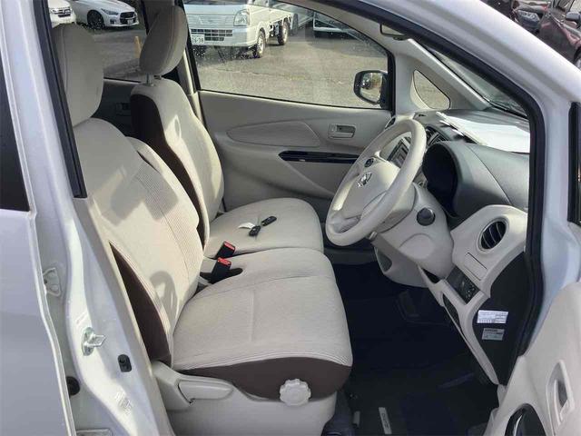 デイズ X 全周囲カメラ クリアランスソナー 衝突被害軽減システム スマートキー アイドリングストップ 電動格納ミラー ベンチシート CVT 盗難防止システム ABS ESC CD ミュージックプレイヤー接続可(40枚目)