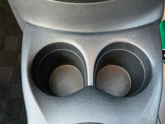 ノート ライダー　ＥＴＣ　バックカメラ　ナビ　衝突被害軽減システム　アルミホイール　オートライト　スマートキー　アイドリングストップ　電動格納ミラー　ＣＶＴ　盗難防止システム　衝突安全ボディ　ＡＢＳ　ＥＳＣ　エアコン（10枚目）