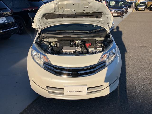 ノート ライダー　ＥＴＣ　バックカメラ　ナビ　衝突被害軽減システム　アルミホイール　オートライト　スマートキー　アイドリングストップ　電動格納ミラー　ＣＶＴ　盗難防止システム　衝突安全ボディ　ＡＢＳ　ＥＳＣ　エアコン（21枚目）