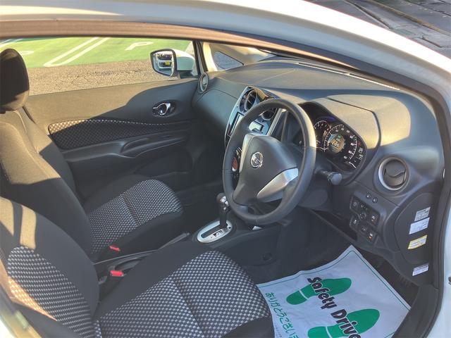 ノート ライダー　ＥＴＣ　バックカメラ　ナビ　衝突被害軽減システム　アルミホイール　オートライト　スマートキー　アイドリングストップ　電動格納ミラー　ＣＶＴ　盗難防止システム　衝突安全ボディ　ＡＢＳ　ＥＳＣ　エアコン（39枚目）