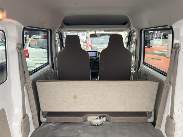 ＮＶ１００クリッパーバン ＤＸ　４ＷＤ　バックカメラ　ナビ　ＴＶ　両側スライドドア　キーレスエントリー　ＡＴ　エアコン　パワーウィンドウ（12枚目）