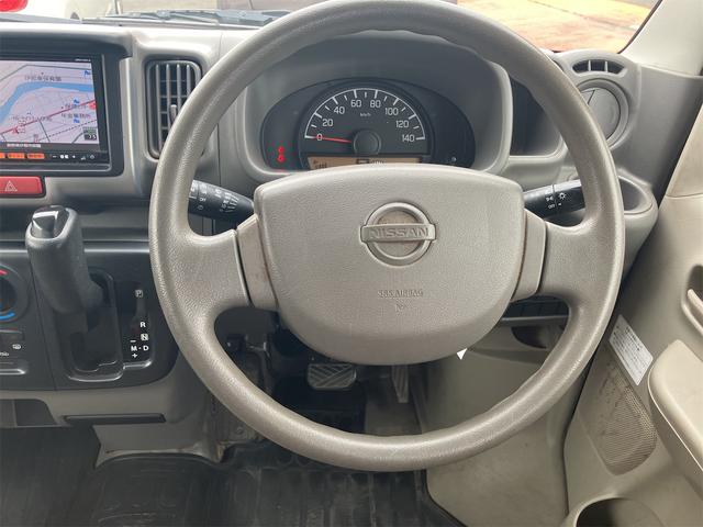 ＮＶ１００クリッパーバン ＤＸ　４ＷＤ　バックカメラ　ナビ　ＴＶ　両側スライドドア　キーレスエントリー　ＡＴ　エアコン　パワーウィンドウ（14枚目）