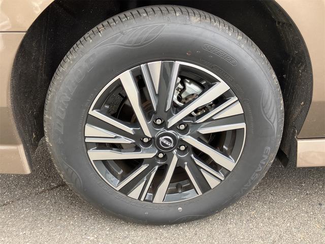 セレナ e-4ORCE ハイウェイスターV 4WD TV クリアランスソナー レーンアシスト 自動駐車システム 衝突被害軽減システム 両側電動スライドドア LEDヘッドランプ スマートキー シートヒーター 3列シート CVT アルミホイール(21枚目)