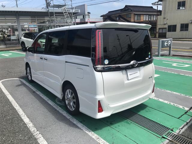 トヨタ ノア