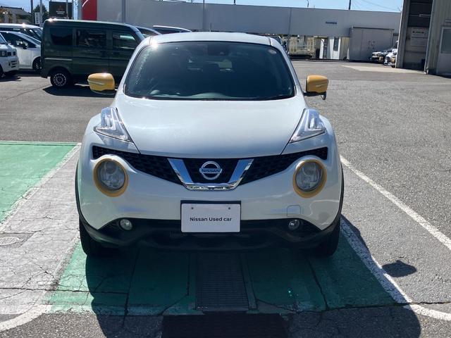 ジューク １５ＲＸ　Ｖセレクション　パーソナライゼーション　パールホワイトイエローアクセント（11枚目）