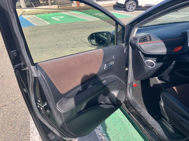 シエンタ ハイブリッドG クエロ(26枚目)