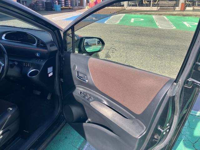 シエンタ ハイブリッドG クエロ(27枚目)