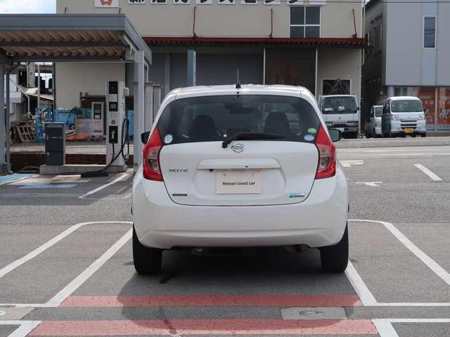 ノート 1.2 X DIG-S エマージェンシブレーキ アイドリングストップ機能 左右エアバック イモビ AAC スマキー レーンアシスト ETC パワーウィンドウ ABS キーフリー ナビTV パワーステアリング メモリーナビ(6枚目)