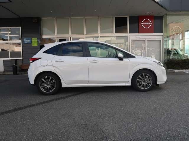 ノート 1.2 X リアカメラ 衝突被害軽減ブレ-キ 全方位カメラ ETC付 禁煙車 LEDヘッドライト レーダークルーズ レーンアシスト インテリジェントキー ワンオーナー アイドリングストップ 盗難防止システム(4枚目)