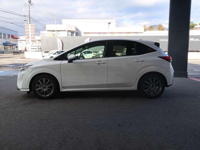 ノート 1.2 X リアカメラ 衝突被害軽減ブレ-キ 全方位カメラ ETC付 禁煙車 LEDヘッドライト レーダークルーズ レーンアシスト インテリジェントキー ワンオーナー アイドリングストップ 盗難防止システム(8枚目)