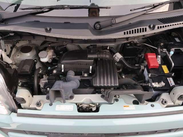 スペーシア ハイブリッドＸ　４ＷＤ　両側スライドドア　ナビ　クリアランスソナー　レーンアシスト　衝突被害軽減システム　スマートキー　電動格納ミラー　シートヒーター　ベンチシート　ＣＶＴ　盗難防止システム　ＡＢＳ　ＥＳＣ（18枚目）