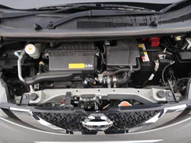 デイズ X 4WD クリアランスソナー 衝突被害軽減システム オートライト スマートキー アイドリングストップ シートヒーター ベンチシート CVT 盗難防止システム ABS ESC CD(19枚目)