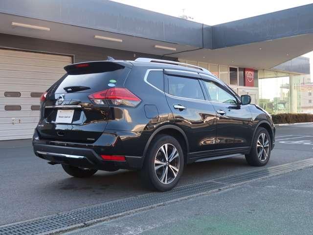 エクストレイル 20X 4WD クリアランスソナー 衝突被害軽減システム ナビ 電動リアゲート アルミホイール スマートキー CVT 盗難防止システム 衝突安全ボディ ミュージックプレイヤー接続可 ABS ESC エアコン(2枚目)