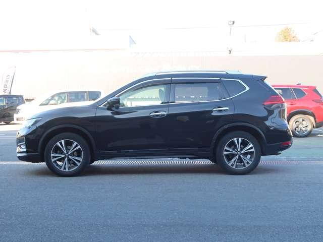 エクストレイル 20X 4WD クリアランスソナー 衝突被害軽減システム ナビ 電動リアゲート アルミホイール スマートキー CVT 盗難防止システム 衝突安全ボディ ミュージックプレイヤー接続可 ABS ESC エアコン(8枚目)