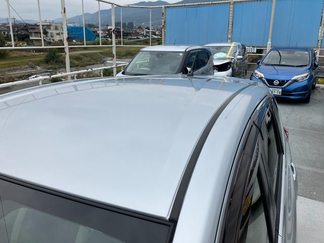 ノート Ｘ　ワンオ－ナ－　日産純正ナビ　ドライブレコーダー　全周囲カメラ　ＴＶ　クリアランスソナー　レーンアシスト　衝突被害軽減システム　オートライト　スマートキー　衝突安全ボディ　記録簿（15枚目）