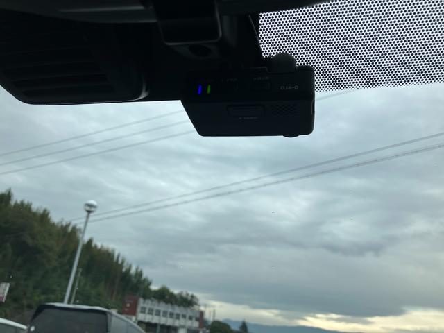 ノート Ｘ　ワンオ－ナ－　日産純正ナビ　ドライブレコーダー　全周囲カメラ　ＴＶ　クリアランスソナー　レーンアシスト　衝突被害軽減システム　オートライト　スマートキー　衝突安全ボディ　記録簿（36枚目）