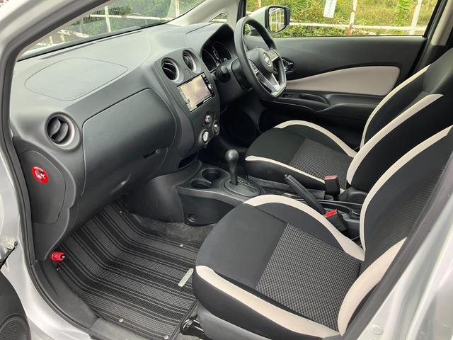 ノート Ｘ　ワンオ－ナ－　日産純正ナビ　ドライブレコーダー　全周囲カメラ　ＴＶ　クリアランスソナー　レーンアシスト　衝突被害軽減システム　オートライト　スマートキー　衝突安全ボディ　記録簿（47枚目）