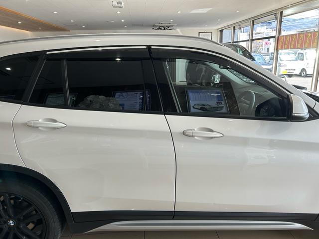 Ｘ１ ｘＤｒｉｖｅ　１８ｄ　４ＷＤ　ディーゼル　ナビ　バックカメラ　ＣＤ／ＤＶＤ再生　ＬＥＤヘッドランプ　クリアランスソナー　アイドリングストップ　ＥＴＣ　盗難防止システム　衝突被害軽減システム　スマートキー　アルミ（4枚目）