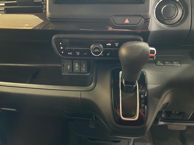 N-BOXカスタム G・Lホンダセンシング(11枚目)