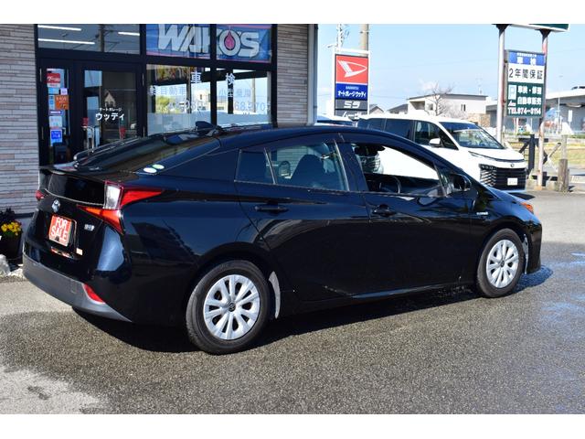 プリウス S ユーザー仕入 禁煙 トヨタ純正ナビ9インチ・Bカメラ トヨタセイフテイ ドラレコ(6枚目)