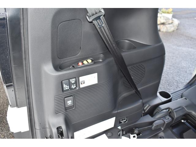 N-BOXカスタム スロープ 福祉車両 車椅子スロープ 純正9インチナビTV バックカメラ 前後ドラレコ スロープ LEDヘッドライト・シートヒーター・ロールサンシェード・電子制御パーキング・衝突軽減ブレーキ・車線維持支援(41枚目)