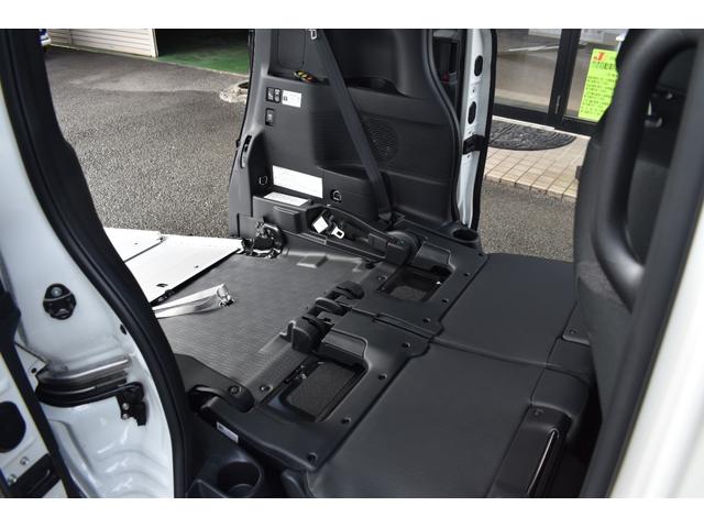 N-BOXカスタム スロープ 福祉車両 車椅子スロープ 純正9インチナビTV バックカメラ 前後ドラレコ スロープ LEDヘッドライト・シートヒーター・ロールサンシェード・電子制御パーキング・衝突軽減ブレーキ・車線維持支援(44枚目)