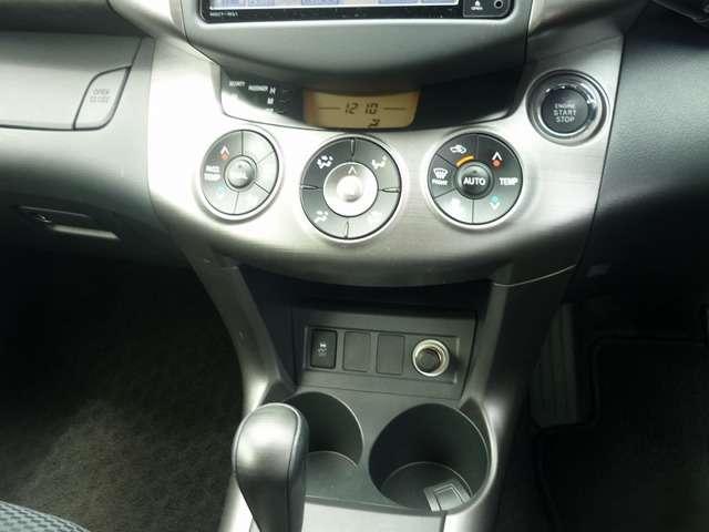 2.4 スポーツ 4WD (14枚目)