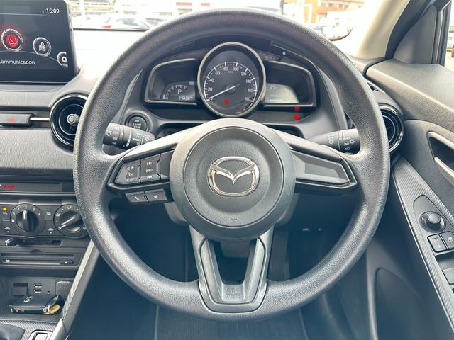 ＭＡＺＤＡ２ １５Ｃ　メモリーナビ／Ｂｌｕｅｔｏｏｔｈ／３６０°ビュー・モニター／地上デジタルＴＶチューナー（フルセグ）／ハンズフリー／オートワイパー／オートライト／スマートキー／マニュアルエアコン／ＣＤ・ＤＶＤプレーヤー（15枚目）