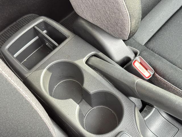 ＭＡＺＤＡ２ １５Ｃ　メモリーナビ／Ｂｌｕｅｔｏｏｔｈ／３６０°ビュー・モニター／地上デジタルＴＶチューナー（フルセグ）／ハンズフリー／オートワイパー／オートライト／スマートキー／マニュアルエアコン／ＣＤ・ＤＶＤプレーヤー（22枚目）