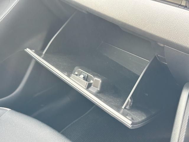 ＭＡＺＤＡ２ １５Ｃ　メモリーナビ／Ｂｌｕｅｔｏｏｔｈ／３６０°ビュー・モニター／地上デジタルＴＶチューナー（フルセグ）／ハンズフリー／オートワイパー／オートライト／スマートキー／マニュアルエアコン／ＣＤ・ＤＶＤプレーヤー（32枚目）