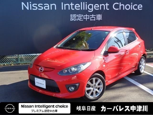 マツダ デミオ スポルト エアロパーツや黒基調の内装など特別仕様のデミオ スポルト その名の通りスポーツな走りをすることができ ハンドルについているボタンで疑似的にｍｔ車のような走りができる 純正ｈｄｄナビ アドバンスキーの中古車 グーネット中古車