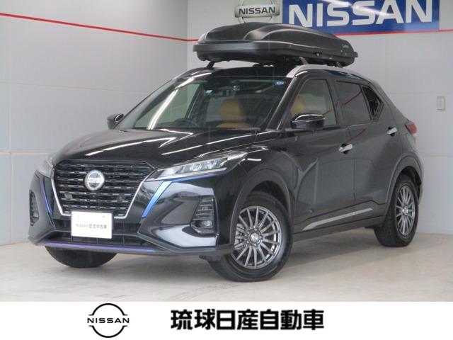 沖縄県中頭郡北谷町の中古車ならキックス Ｘ　ツートーンインテリアエディション　ツートーンインテリアエディション・ｅ－ＰＯＷＥＲ・社外品ｉｎｎｏ製ルーフボックス・ナビ・ワンセグＴＶ・Ｂｌｕｅｔｏｏｔｈ・アラウンドビューモニター・インテリジェントルームミラー・スマートキー