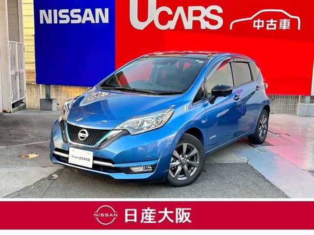 日産 ノート ｅ－パワー　Ｘ　ブラックアロー　インテリジェントクルーズ　ＬＥＤライト　前後踏み間違い防止　スマートルームミラー　アラウンドビューモニタ　社外品ストラーダナビＴＶ　専用１５アルミ　社外品前ドラレコ　『日産中古車ワイド保証１２ケ月』