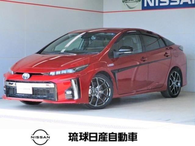 沖縄県豊見城市の中古車ならプリウスＰＨＶ Ｓナビパッケージ・ＧＲスポーツ　ＧＲスポーツ・手動運転装置・純正大型ナビ・バックカメラ・社外アメックス製ドライブレコーダー（前後タイプ）・充電ケーブル・純正１８インチアルミホイール・スマートキー・プッシュスタート