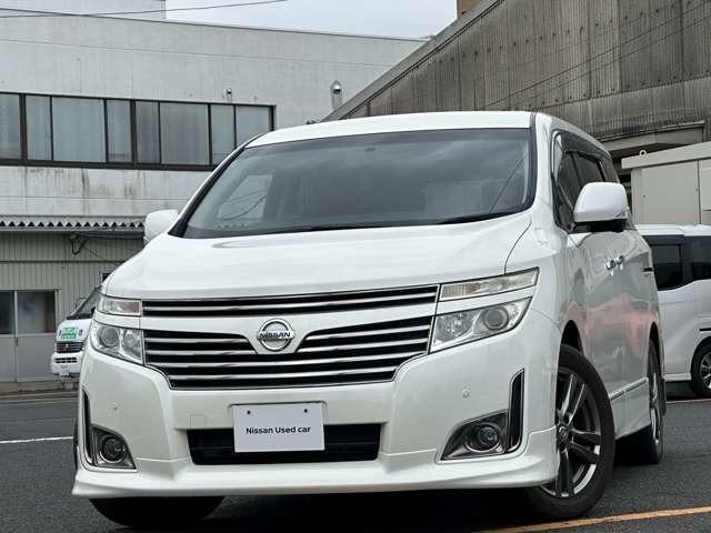 日産 エルグランド ２．５　２５０ハイウェイスター　アーバンクロム