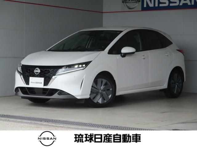 沖縄県の中古車ならノート １．２　Ｘ　ｅ－ＰＯＷＥＲ　エマージェンシーブレーキ　ナビ