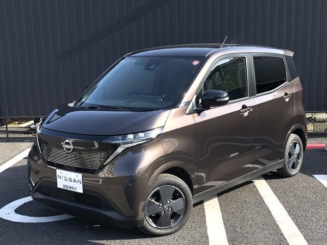 サクラ(日産) Ｘ　元弊社展示試乗車（禁煙車）　走行１２２９キロ　ＤＶＤ再生カーナビ　バックカメラ　ＥＴＣ２．０　後方用カメラ付きドラレコ 中古車画像