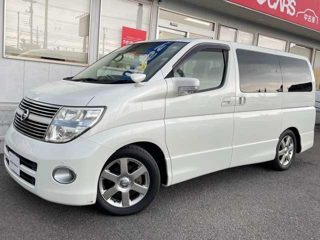 日産 エルグランド ３．５　３５０ハイウェイスター　４ＷＤ　バックカメラ