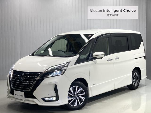 日産 セレナ ２．０　ハイウェイスター　Ｖ　伊丹展示場