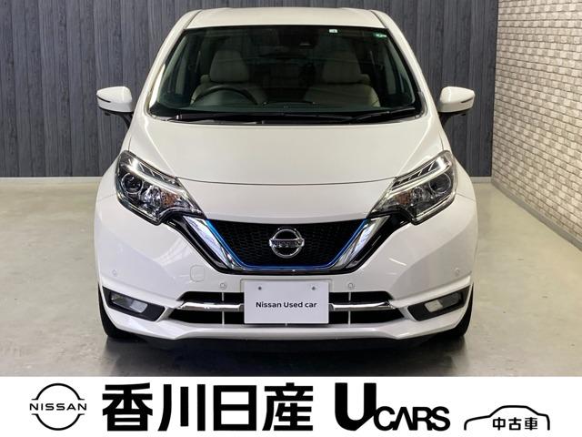 日産 ノート １．２　ｅ－ＰＯＷＥＲ　メダリスト　純正ナビ　アラウンドビューモニター　衝突軽減Ｂ　スマ－トキ－　禁煙　盗難防止装置　ＬＥＤ　ワンオ－ナ－車　レーンキープ　オートクルーズコントロール　ドライブレコーダー　ナビＴＶ　ＥＴＣ　フルオートエアコン　アルミ　Ｗエアバッグ　キーレス