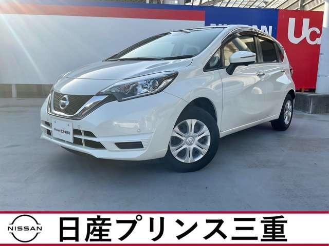 日産 ノート Ｘ　禁煙車　純正ナビ（Ｂｌｕｅｔｏｏｔｈ対応　ＤＶＤ再生機能