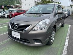 日産　ラティオ　Ｘ　１．２　Ｘ　地デジナビ