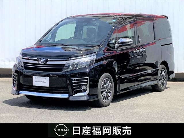 トヨタ ヴォクシー ２．０　ＺＳ　バックガイドモニタ　両側パワスラドア