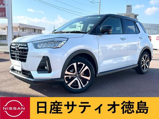 １．０　プレミアム　４ＷＤ　ナビ・パノラマＭ・クルコン・ＥＴＣ・Ｄレコ