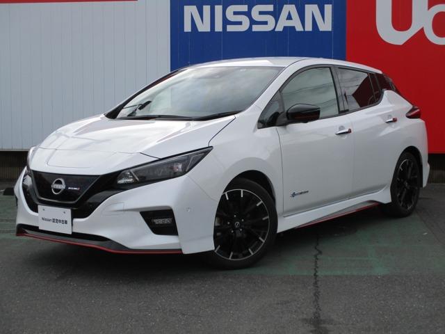ＮＩＳＭＯ　インテリジェントエマージェンシーブレーキ　車線逸脱警報　ワンオーナー　ナビ　アルミホイール　キーレス　メモリーナビ　記録簿　ＡＢＳ　エアバッグ　オートエアコン　スマートキープッシュスタート