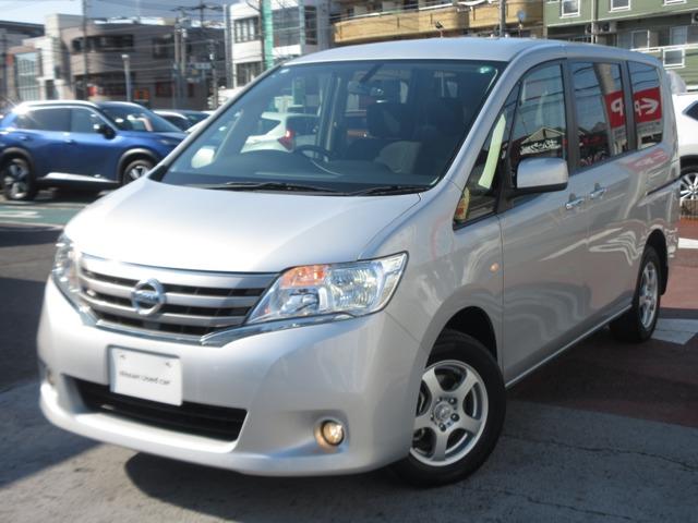 ２０Ｘ　希少４ＷＤ◆禁煙車◆車検整備付◆左側オートスライド◆クルーズコントロール◆純正ナビ・ＴＶ◆バックカメラ◆ＫＹＢ社外サスペンション◆横滑り防止装置◆キセノンライト◆リモコンキー
