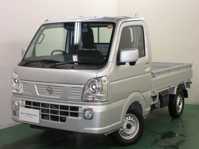 NT100クリッパー（日産）６６０　ＧＸ　４ＷＤ　元展示・試乗車　衝突軽減システム　切替４ＷＤ　パワーウインド　キーレスエントリー　ＡＣ　パワーステアリング　レーンキープ　アイドリングストップ　エアバッグ　ＡＢＳ　寒冷地仕様　助手席エアバック 中古車画像