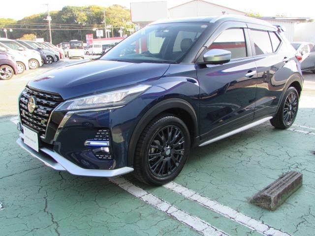 キックス(日産) １．２　ＡＵＴＥＣＨ　（ｅ−ＰＯＷＥＲ）　ワンオーナー車・ＳＯＳコールスイッチ　禁煙　アラウンドビュー　レーダークルーズ　誤発進抑制装置　ＬＥＤヘッドライト　ＥＴＣ　車線逸脱警報　スマートキー　ワンオーナー　リヤカメラ　ドラレコ　パワーウインドウ　ＡＢＳ　アルミホイール 中古車画像
